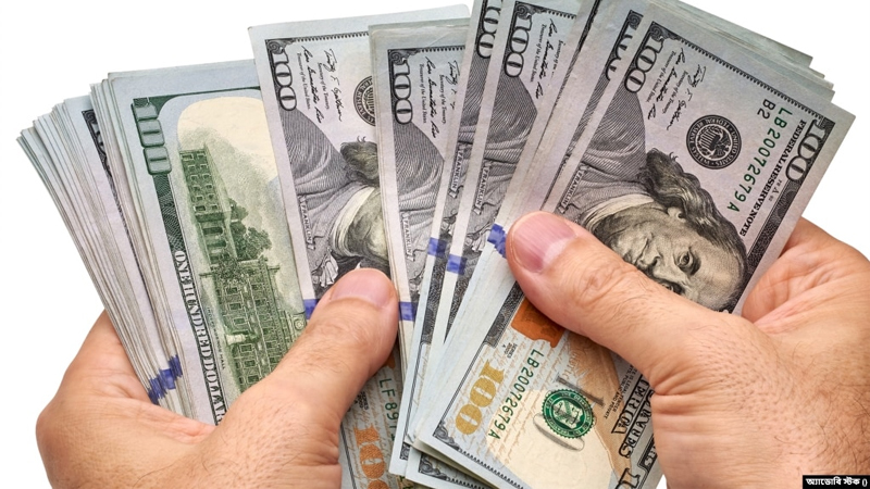 খোলা বাজারে ডলার এখন ১২৯ টাকা